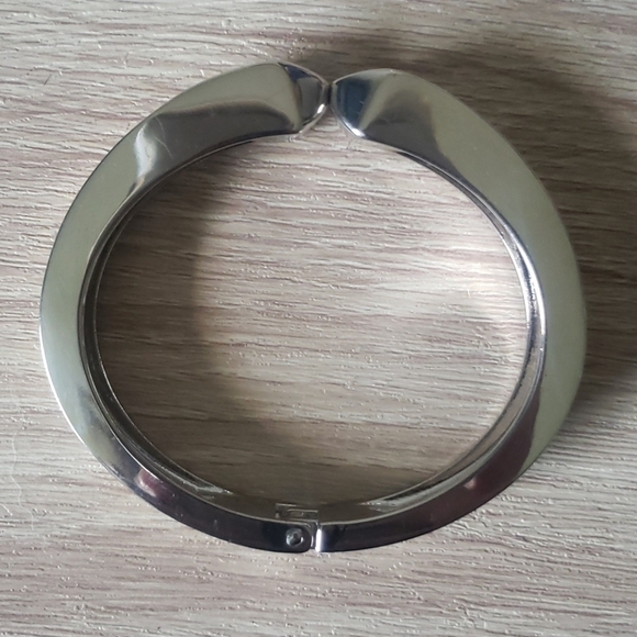 Stella & Dot Emerson Snake Inlay Bangle Bracelet - Picture 9 of 12